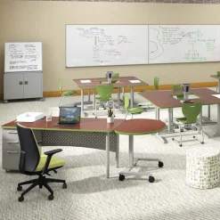 Avid Modular Desk System