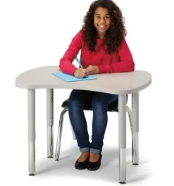 Berries Collaborative Bowtie Table